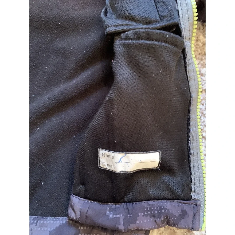 Snozu Jacket Boys Size 5/6 Black Full‎ Zip Hood Winter Coat